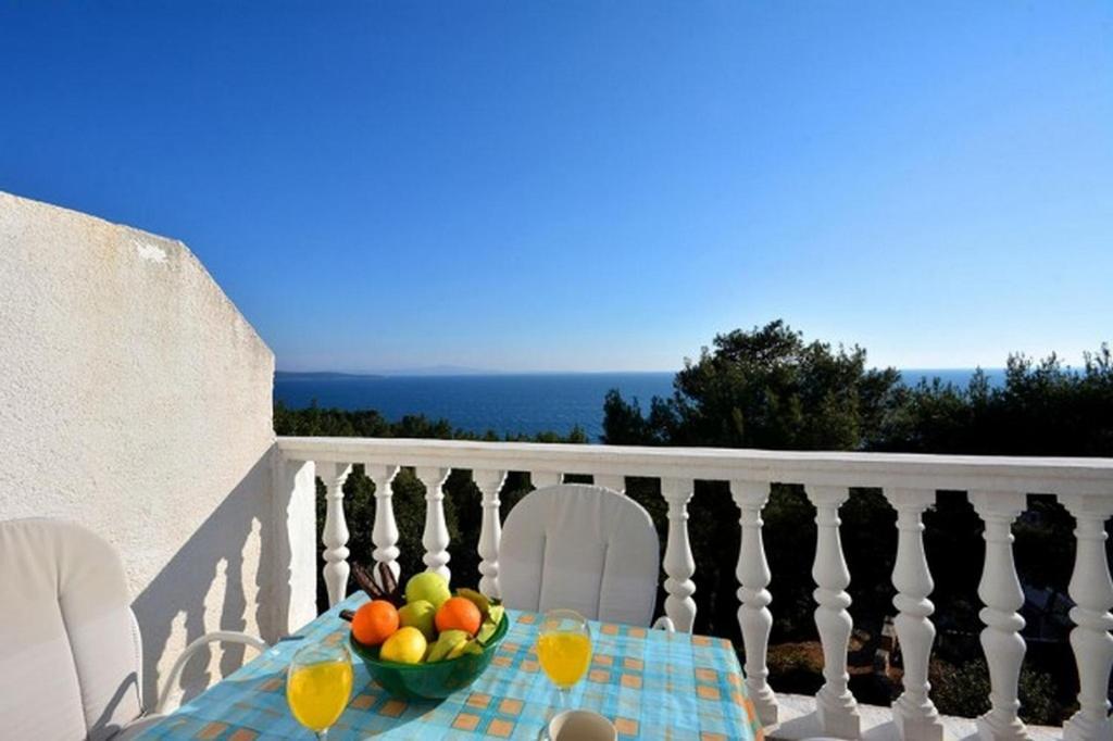 With A Parking Space Ivan Dolac, Hvar - 17778 Apartment *